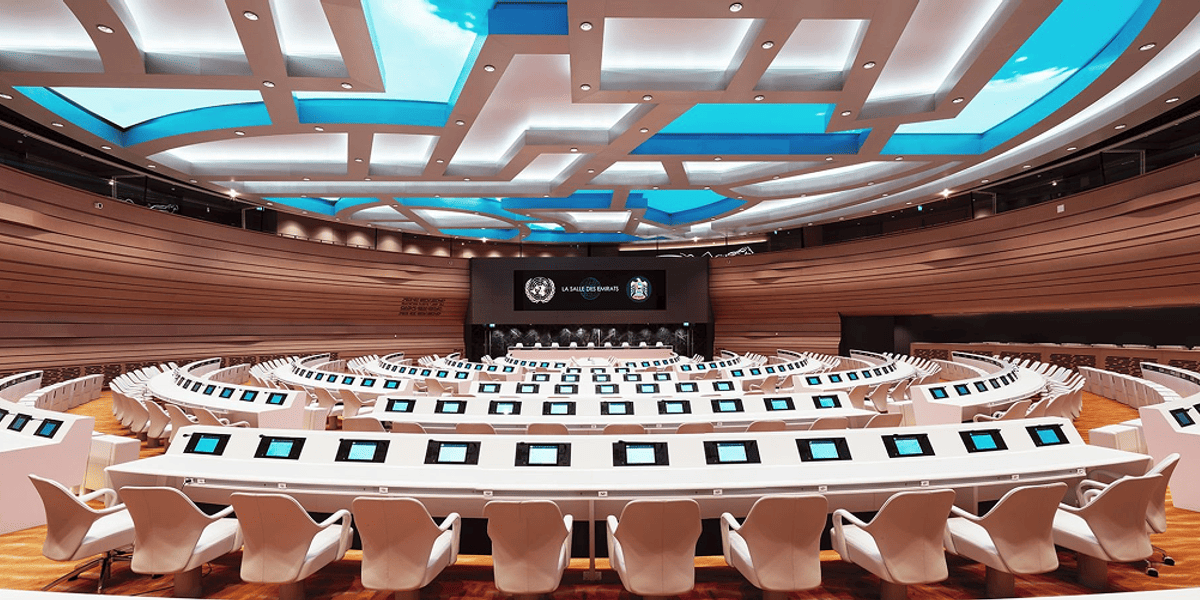 Monitors for meeting rooms and conference rooms