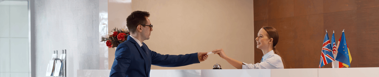 Touchscreens for hospitality and food service